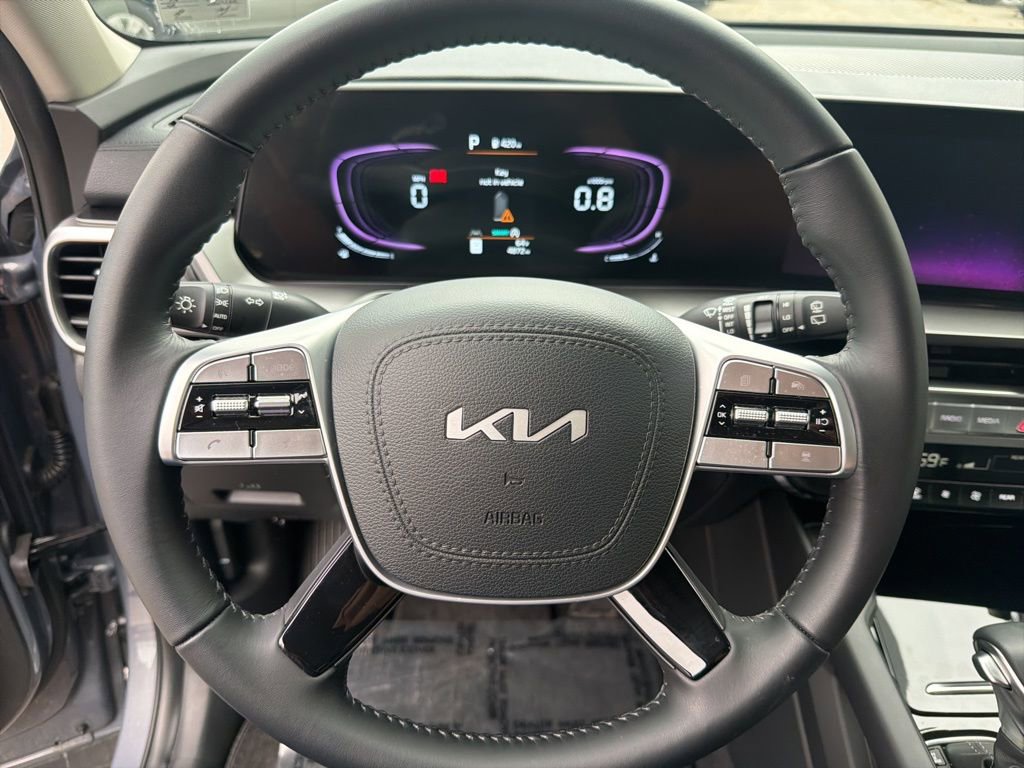 Certified 2025 Kia Telluride S image 18