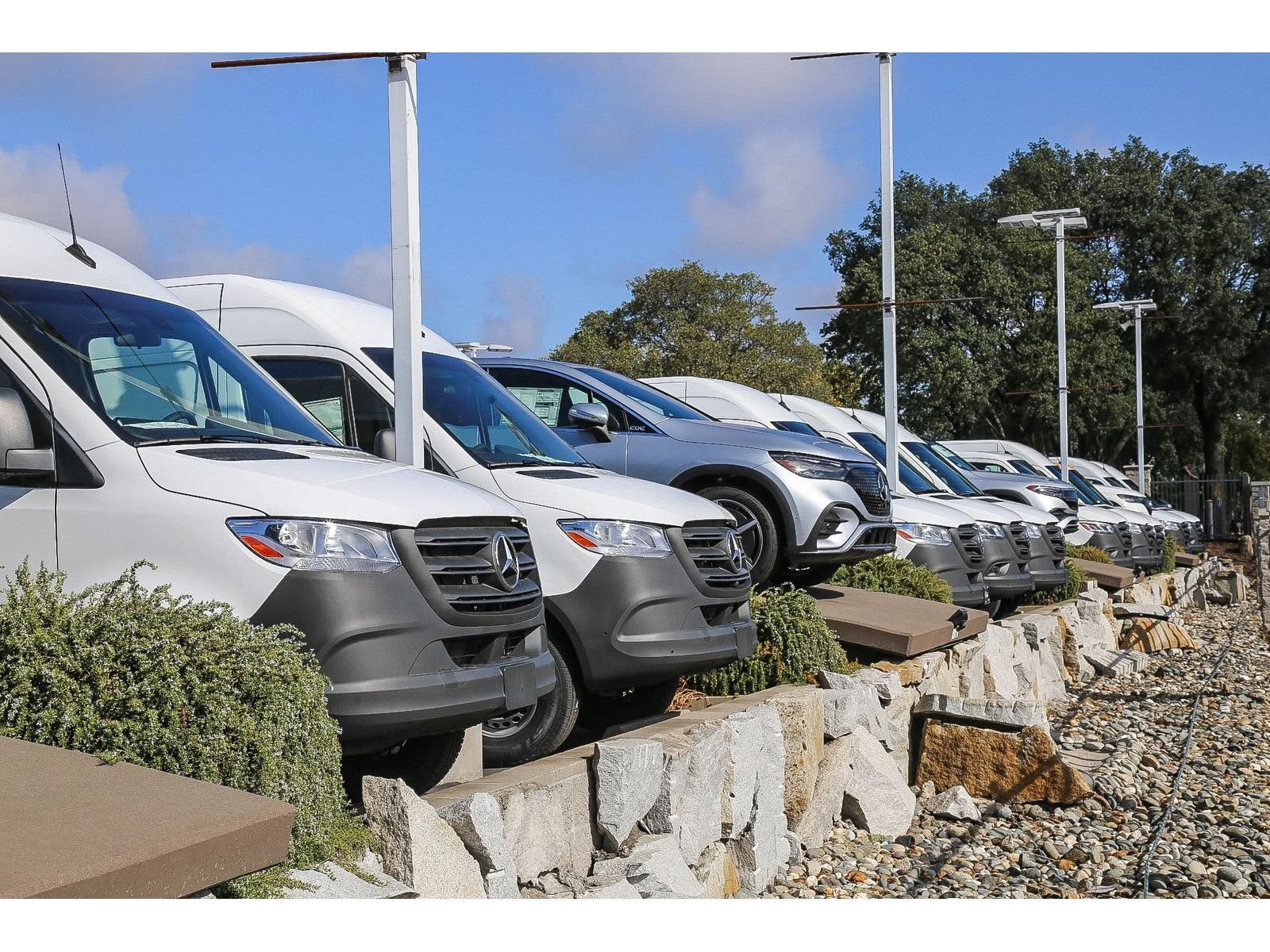 Used 2023 Rivian R1S Adventure AWD/4WD image 49