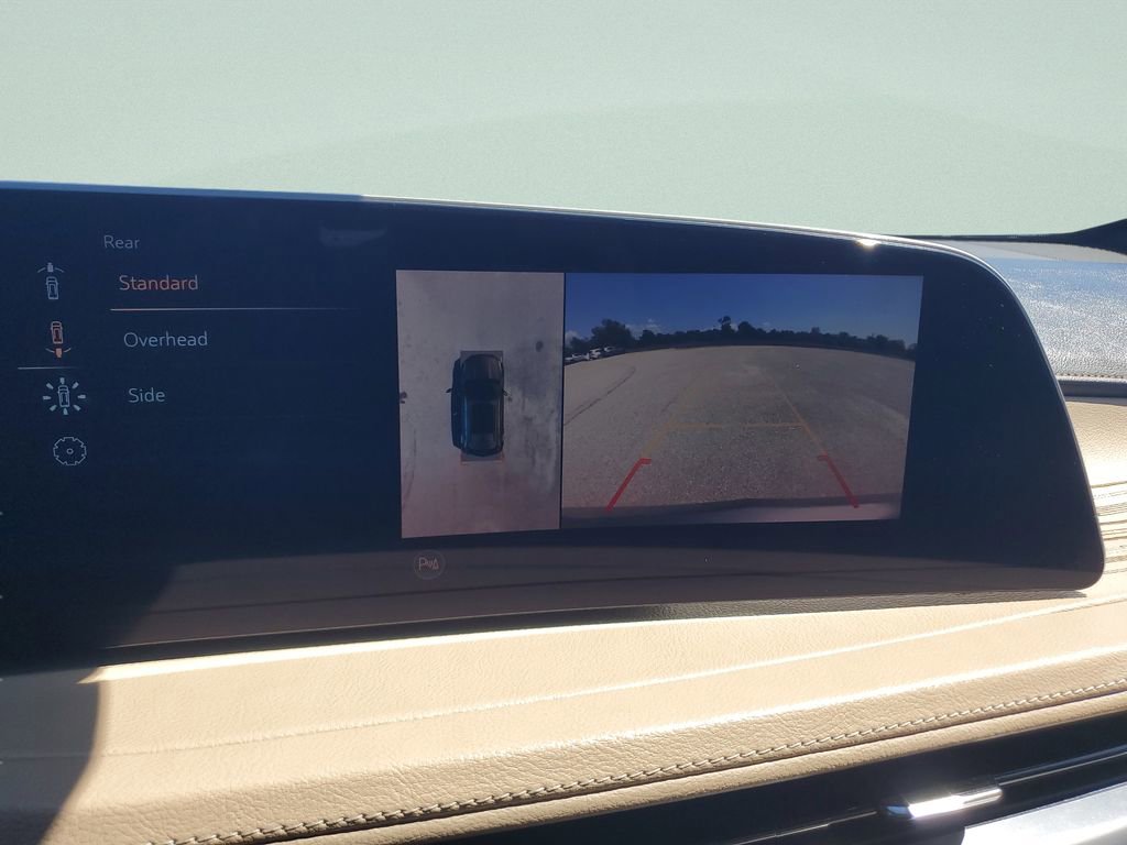 Used 2025 Cadillac XT4 Premium Luxury image 25