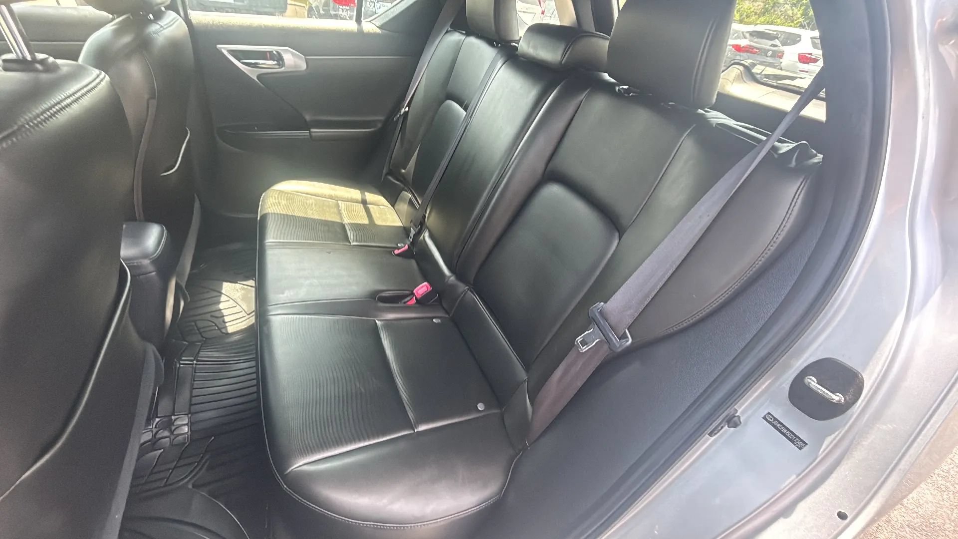 Used 2013 Lexus CT 200h w/ F Sport Pkg w/Nuluxe Trim FWD image 24