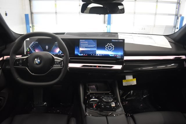 New 2027 BMW 530i xDrive w/ Premium Package AWD/4WD image 5