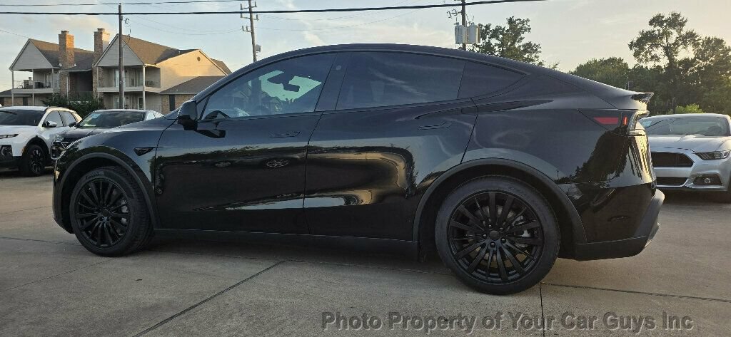Used 2026 Tesla Model Y Long Range RWD image 22