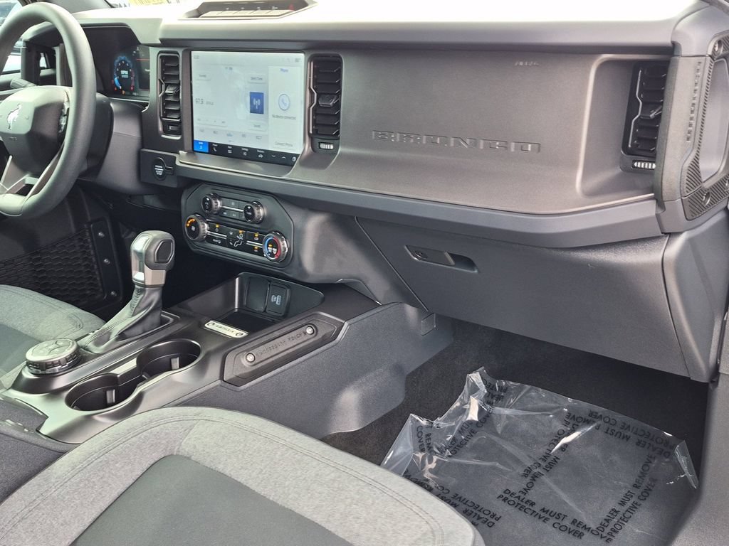Used 2025 Ford Bronco 2-Door w/ Sasquatch Package AWD/4WD image 8