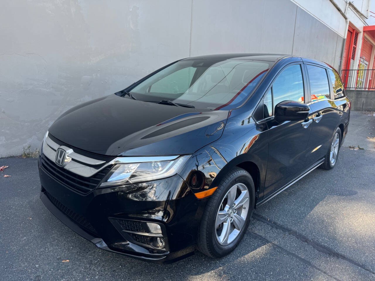 Used 2018 Honda Odyssey EX image 2