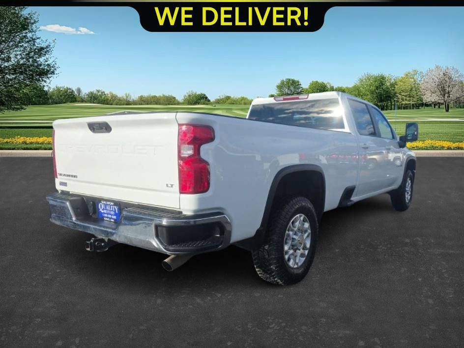 Used 2024 Chevrolet Silverado 3500 LT w/ Convenience Package AWD/4WD image 4