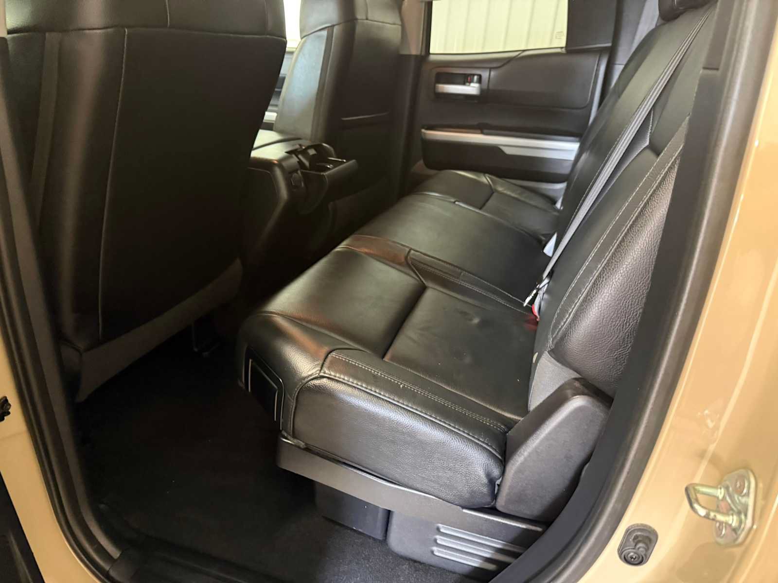 Used 2017 Toyota Tundra Limited w/ Limited Premium Package AWD/4WD image 23