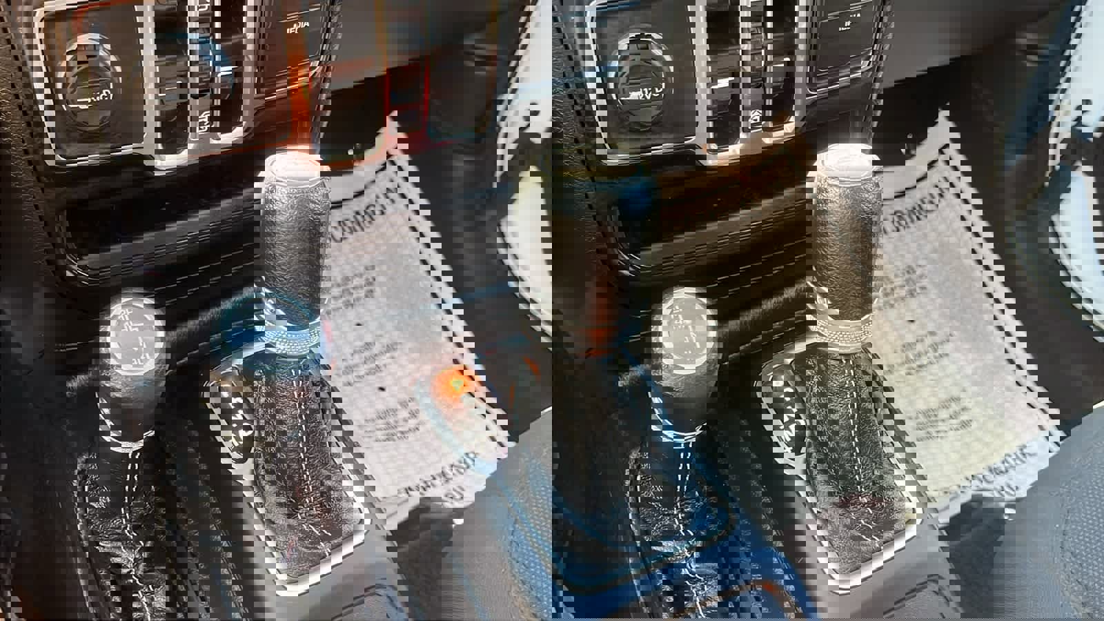 Certified 2023 Jeep Gladiator Overland image 18