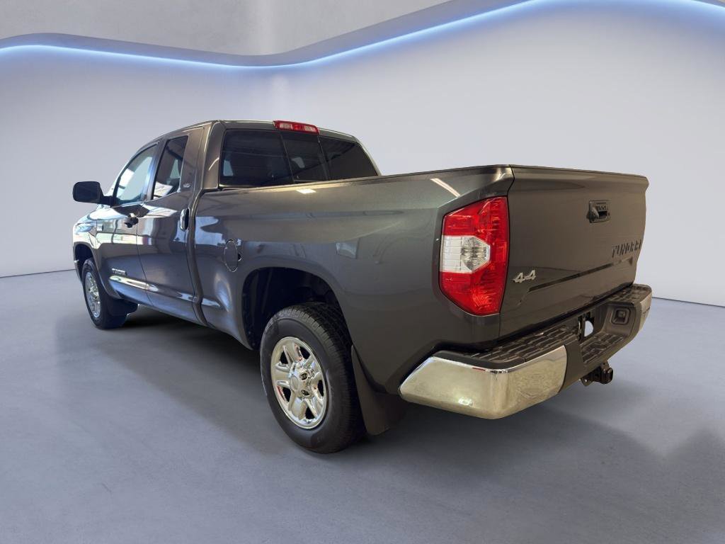 Used 2016 Toyota Tundra SR5 AWD/4WD image 4