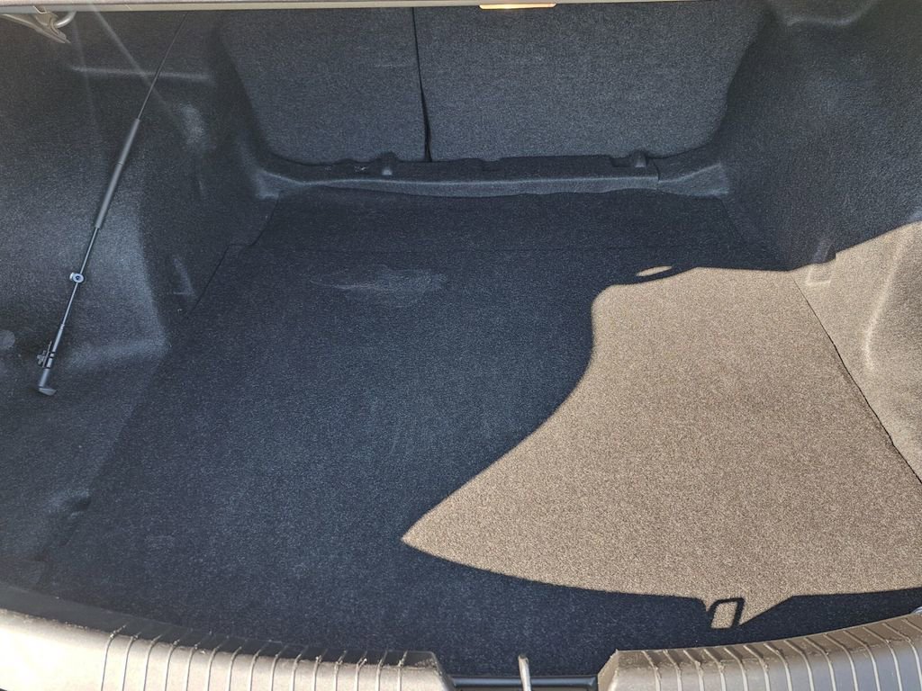 Used 2025 Chevrolet Malibu LT image 29