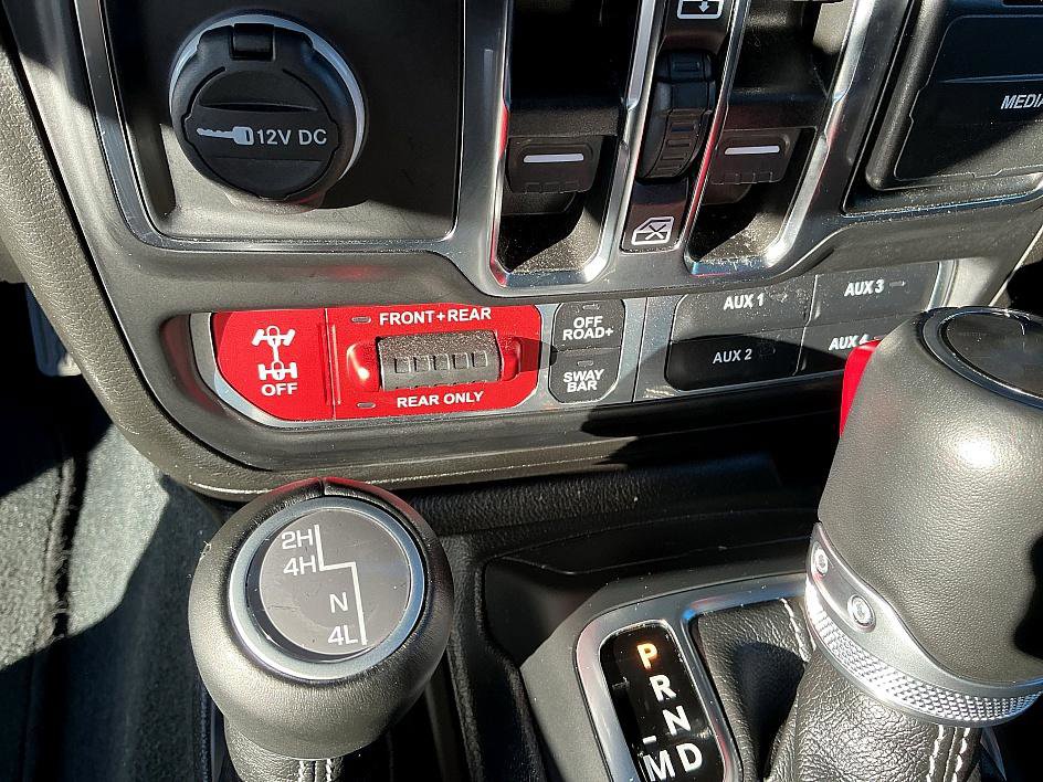 Used 2022 Jeep Wrangler Unlimited Rubicon w/ Xtreme Recon 35" Tire Package image 19