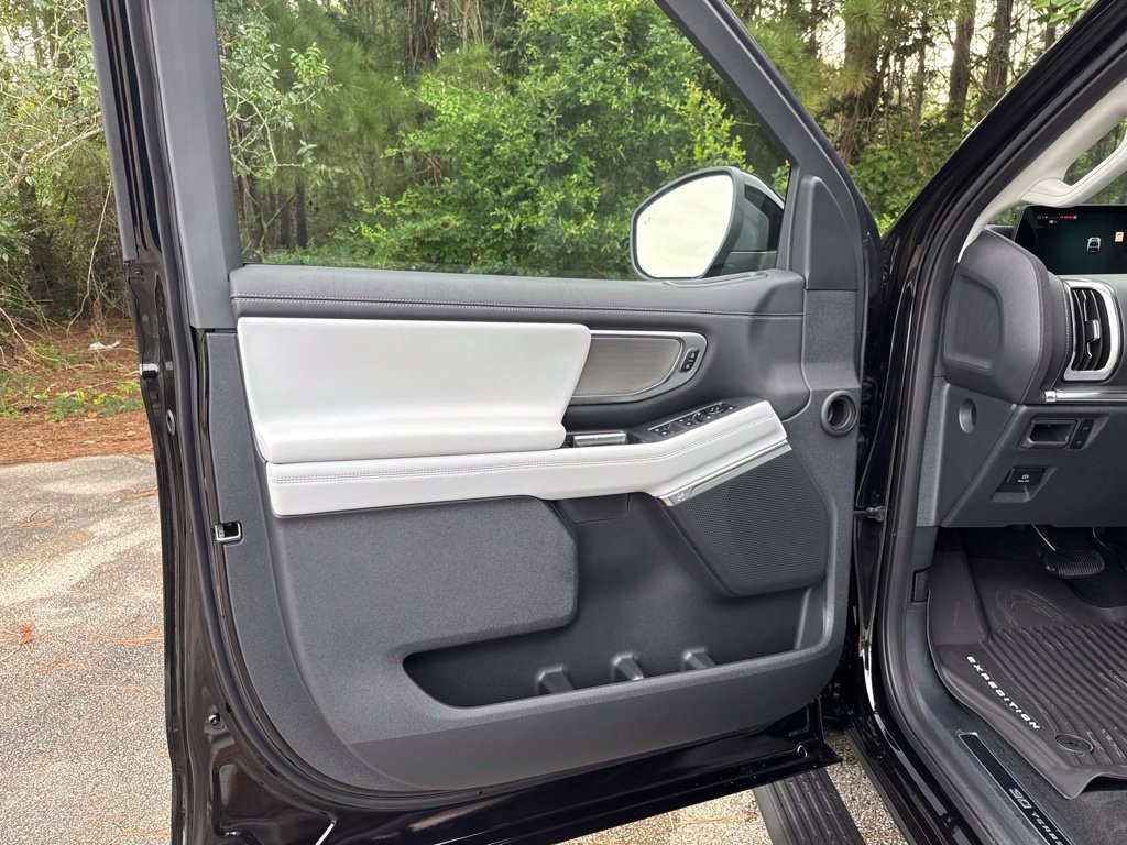 New 2027 Ford Expedition Max Platinum RWD image 26