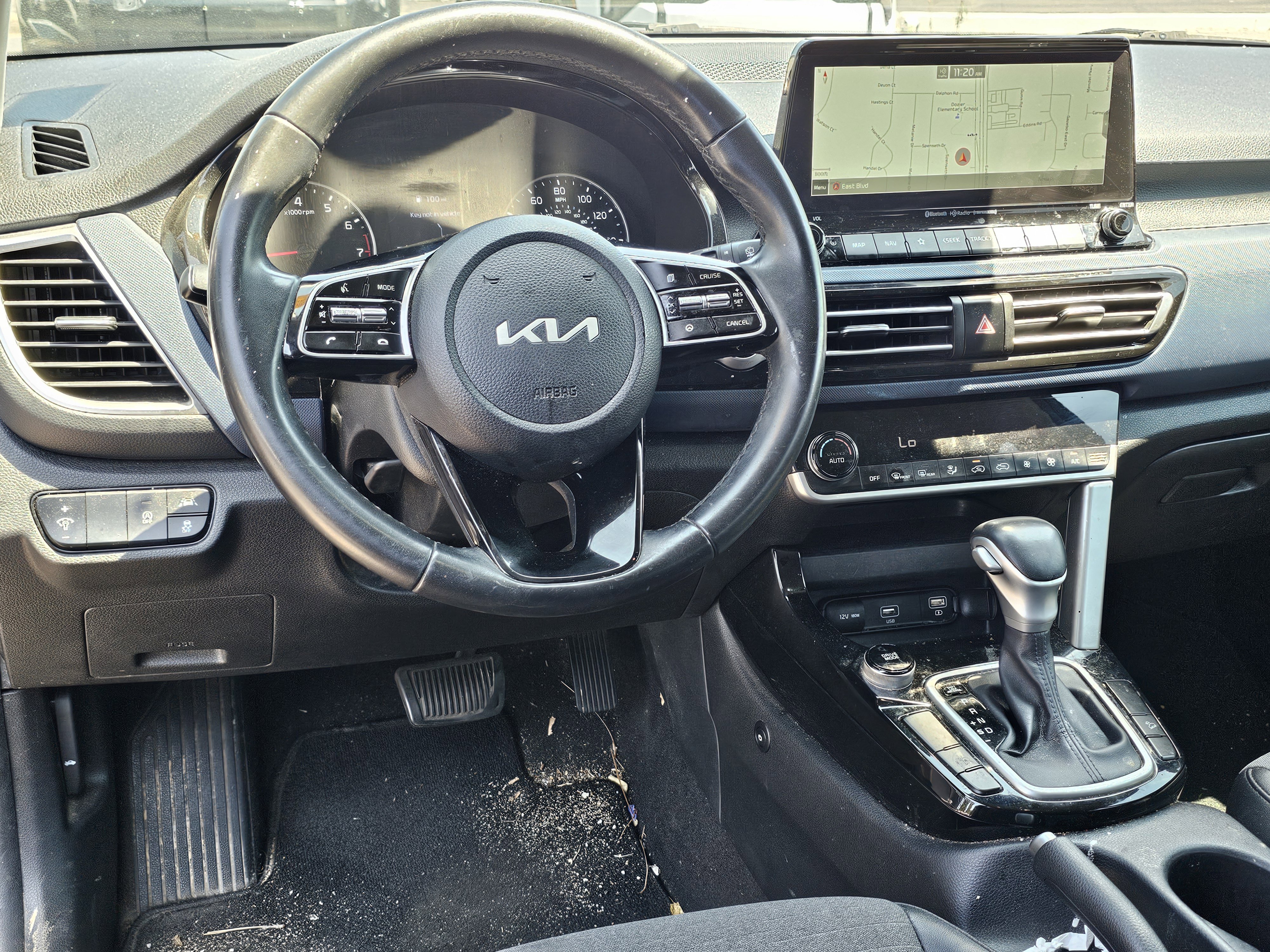 Used 2022 Kia Seltos S FWD image 17