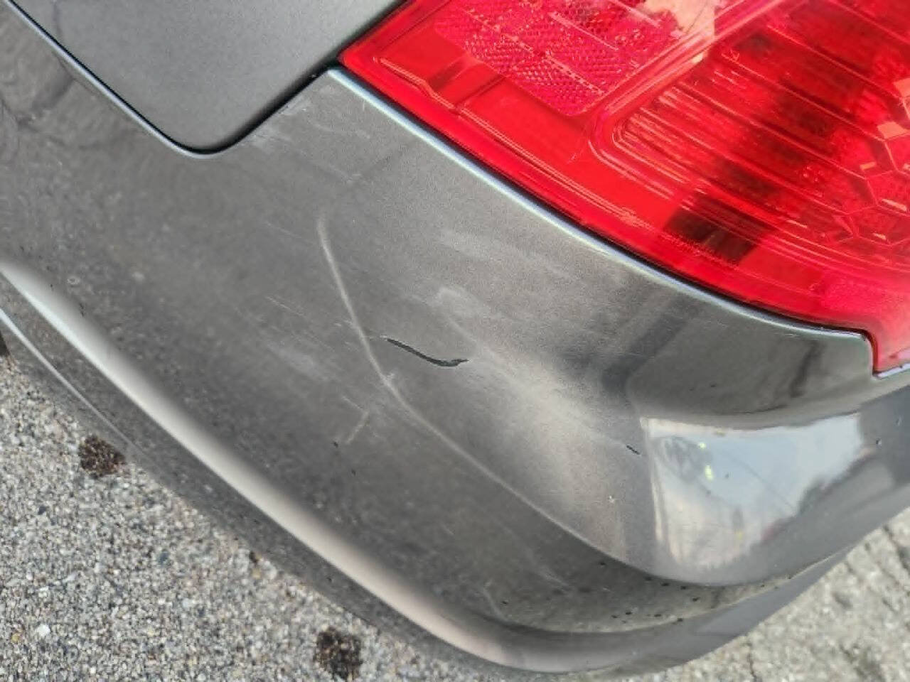 Used 2010 Ford Fusion SE FWD image 33