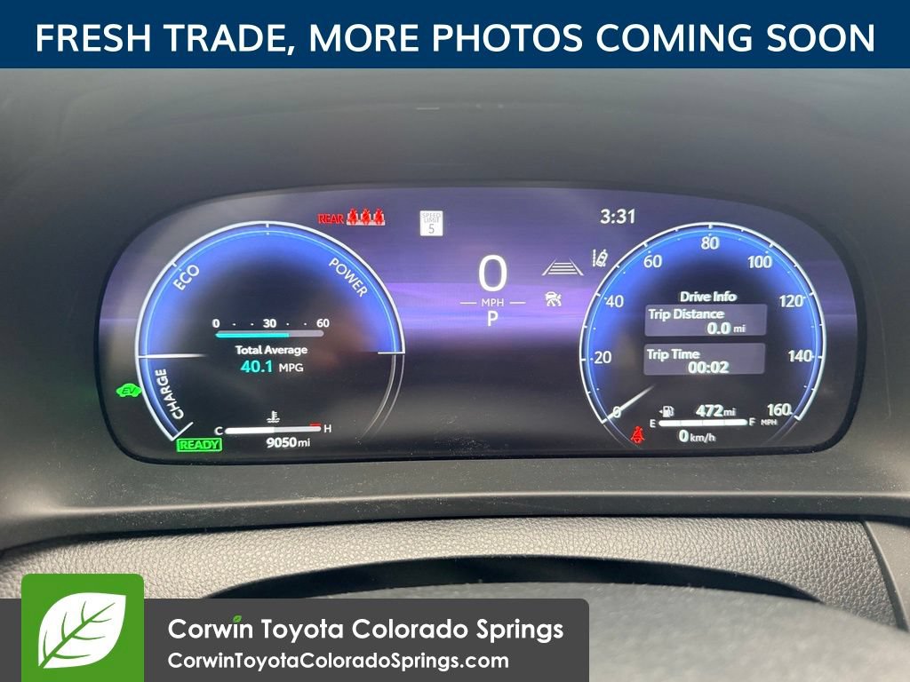 Used 2025 Toyota Crown AWD/4WD image 12