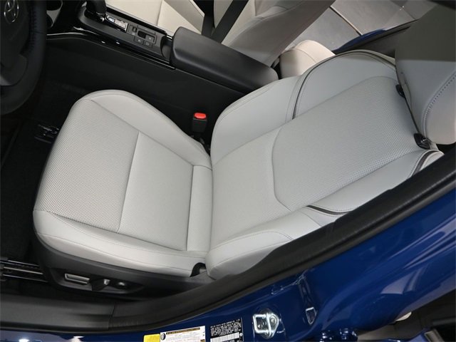 New 2026 Toyota Prius XLE image 10