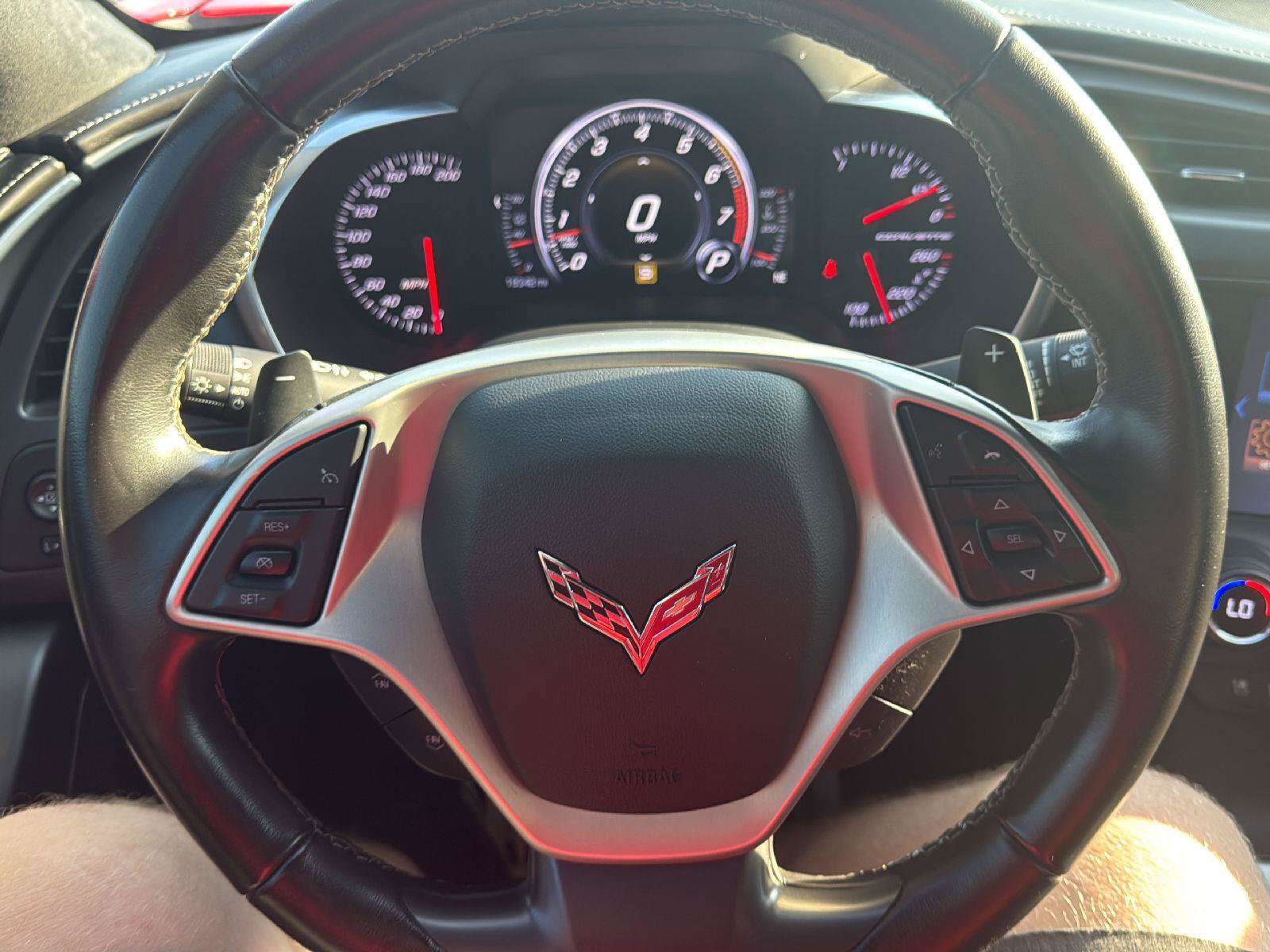 Used 2017 Chevrolet Corvette Stingray Convertible RWD image 9