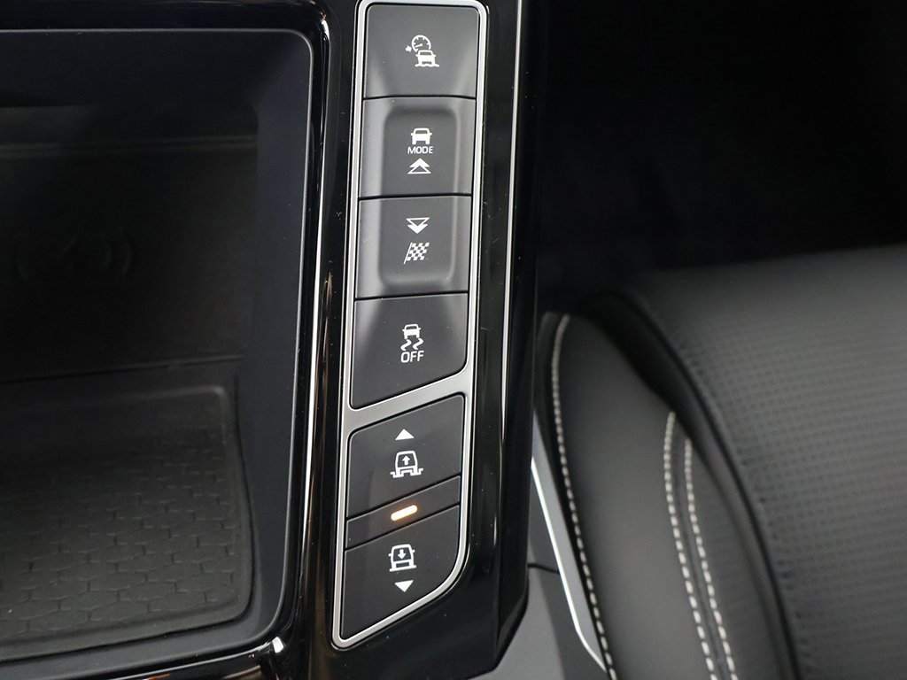 Used 2023 Jaguar I-PACE HSE image 56