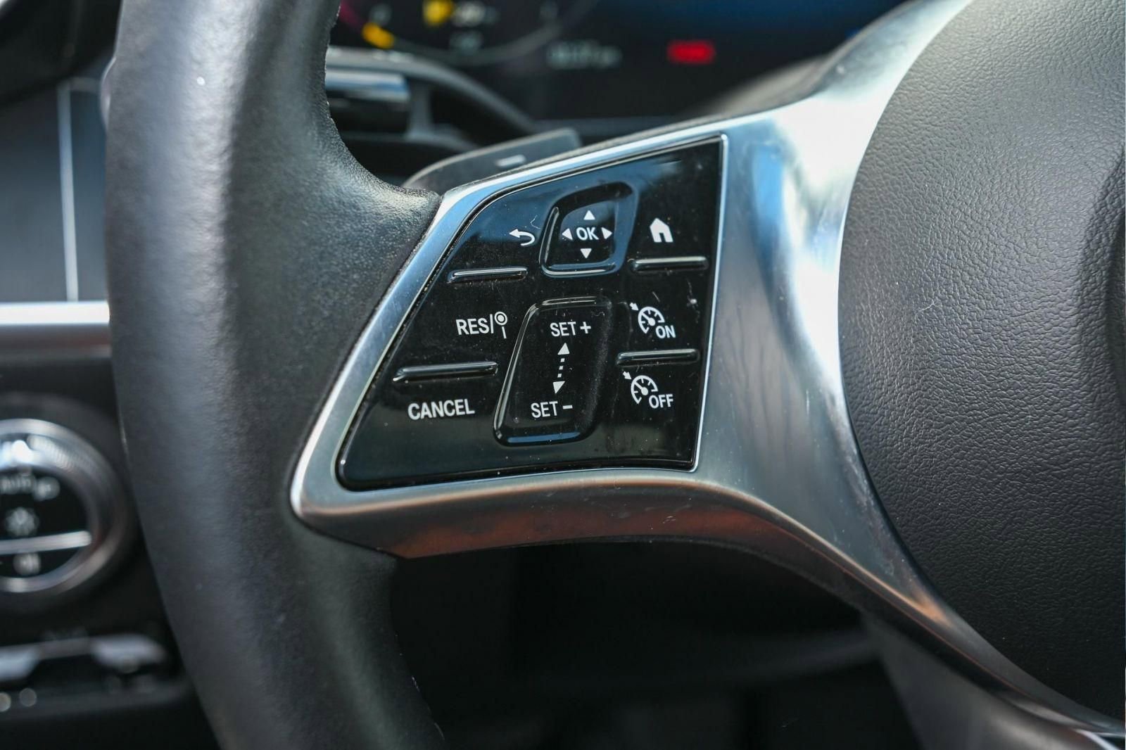 Used 2022 Mercedes-Benz C 300 Sedan w/ Exclusive Trim Package image 17