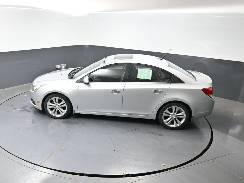 Used 2013 Chevrolet Cruze LTZ FWD image 46