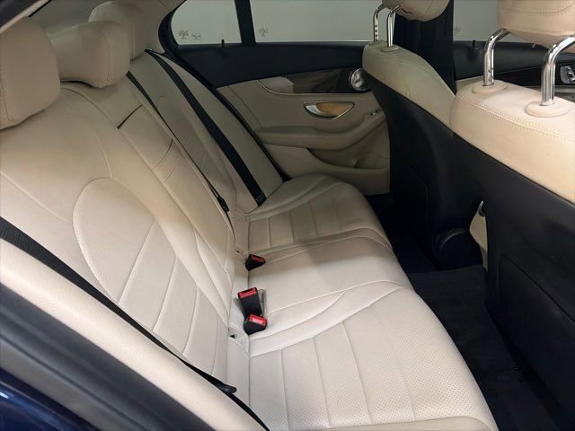 Used 2015 Mercedes-Benz C 300 4MATIC Sedan image 37