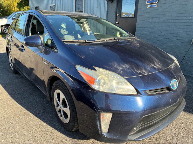 Used 2013 Toyota Prius Three image 2