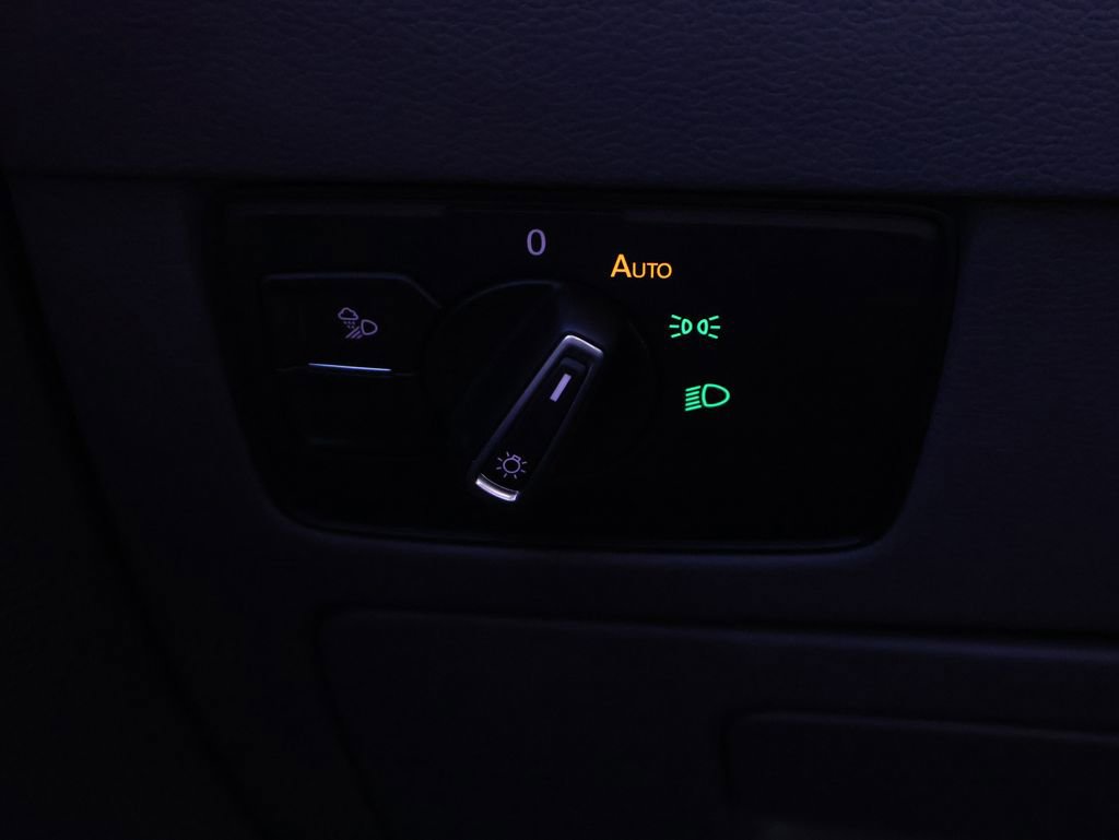 Used 2021 Volkswagen Arteon SEL image 39