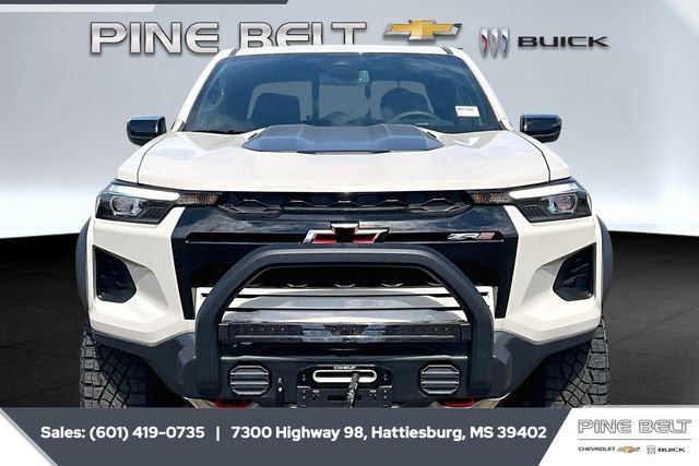 New 2026 Chevrolet Colorado ZR2 w/ Off-Road Front Bumper Package image 3