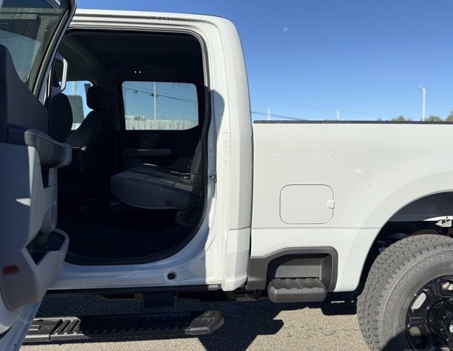New 2026 Ford F250 XL image 31