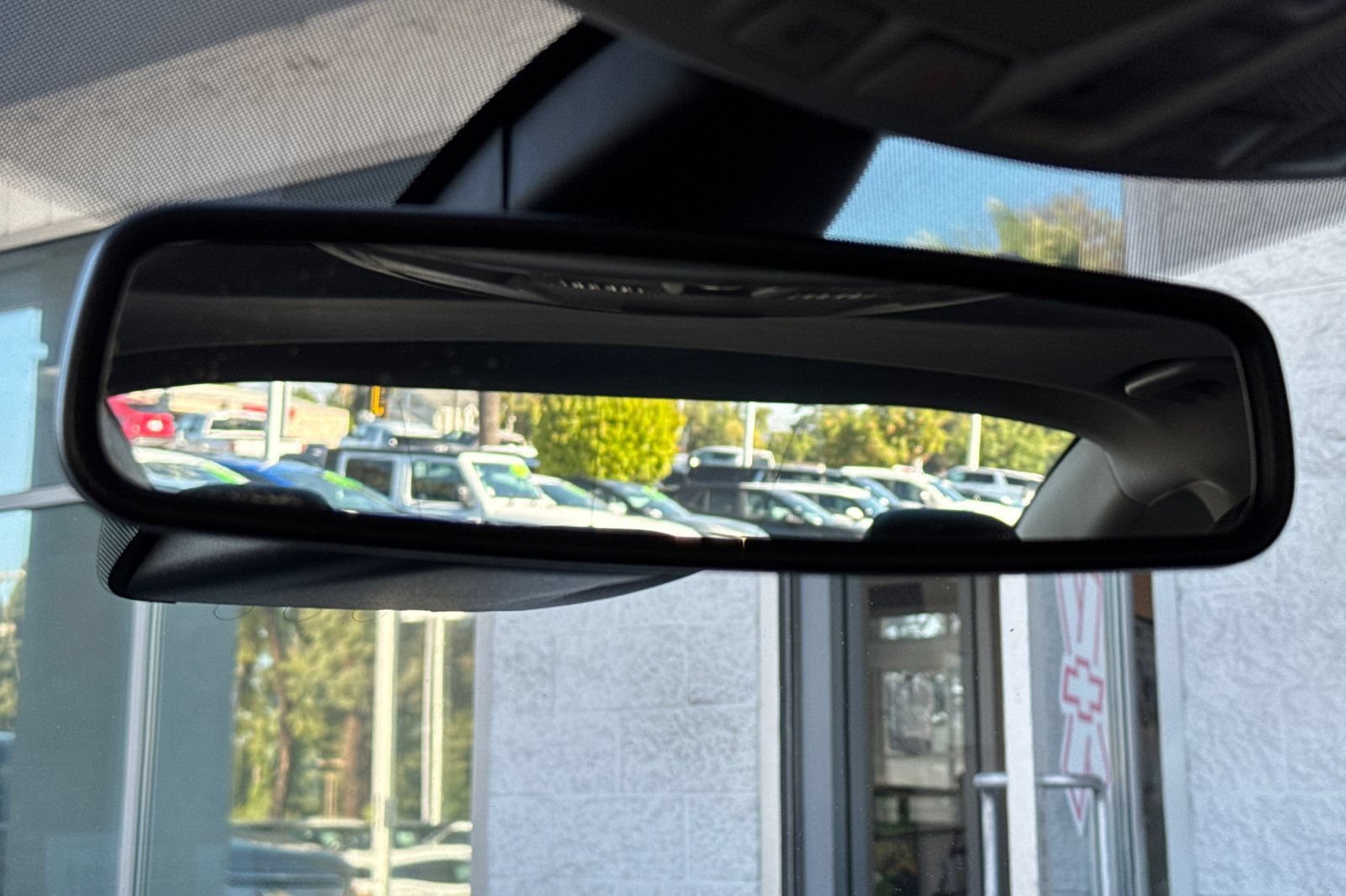 Used 2020 Ford Fusion SE FWD image 25
