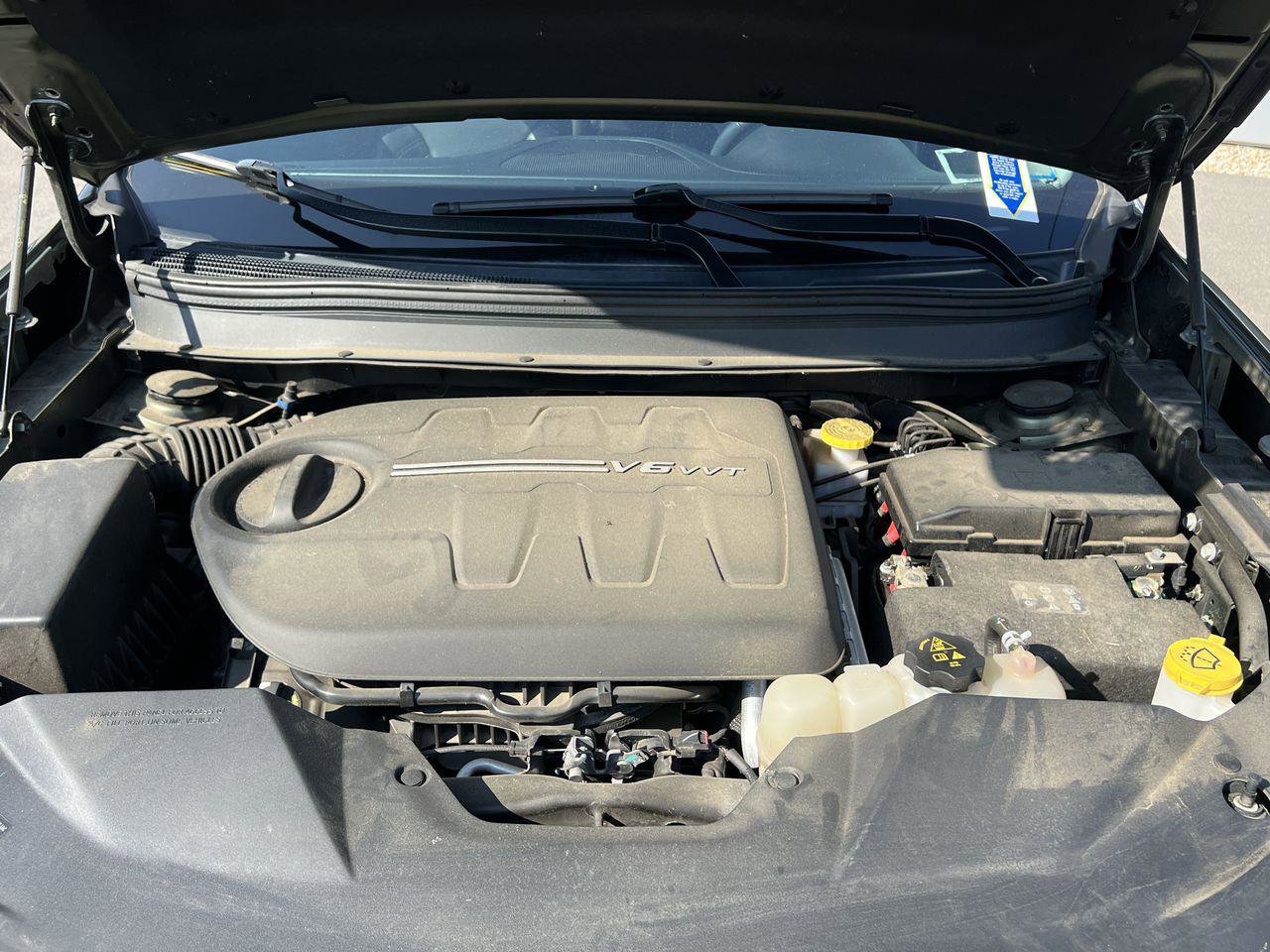 Used 2019 Jeep Cherokee Limited image 29