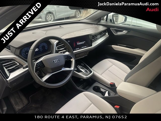 Used 2026 Audi Q4 e-tron Premium w/ Convenience Package image 11