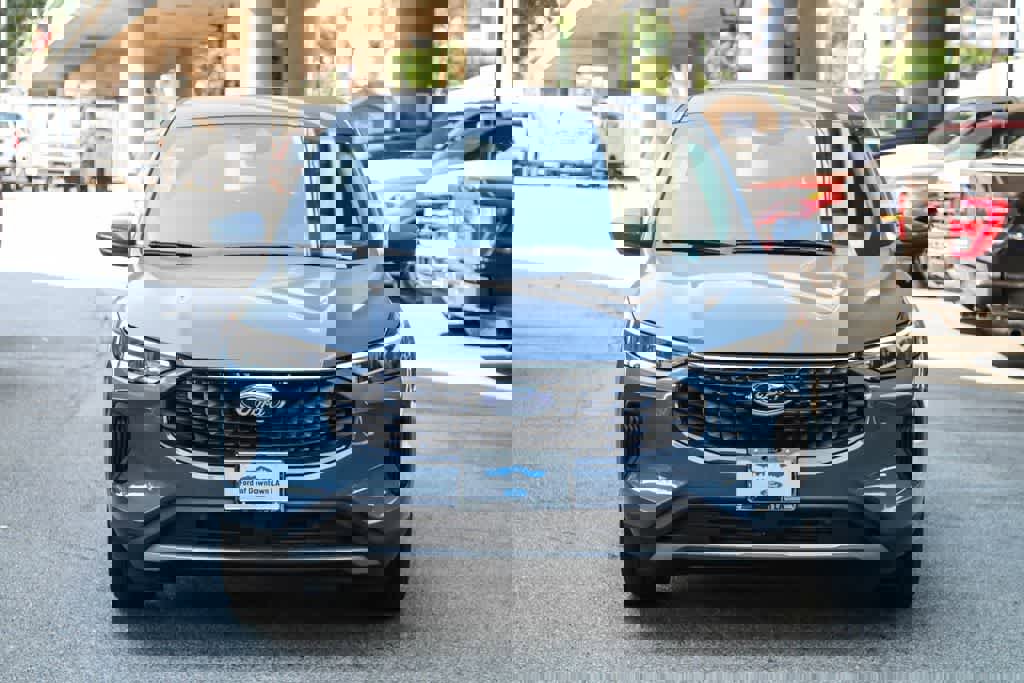 New 2024 Ford Escape Active w/ Tech Pack #2 image 2