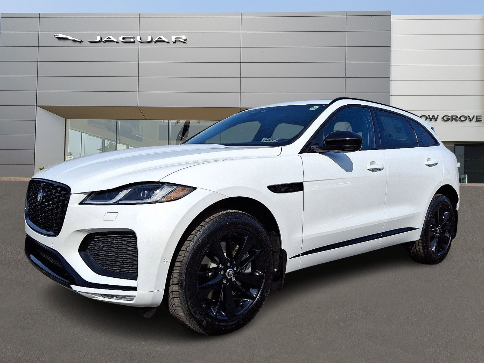 New 2026 Jaguar F-PACE R-Dynamic S image 1