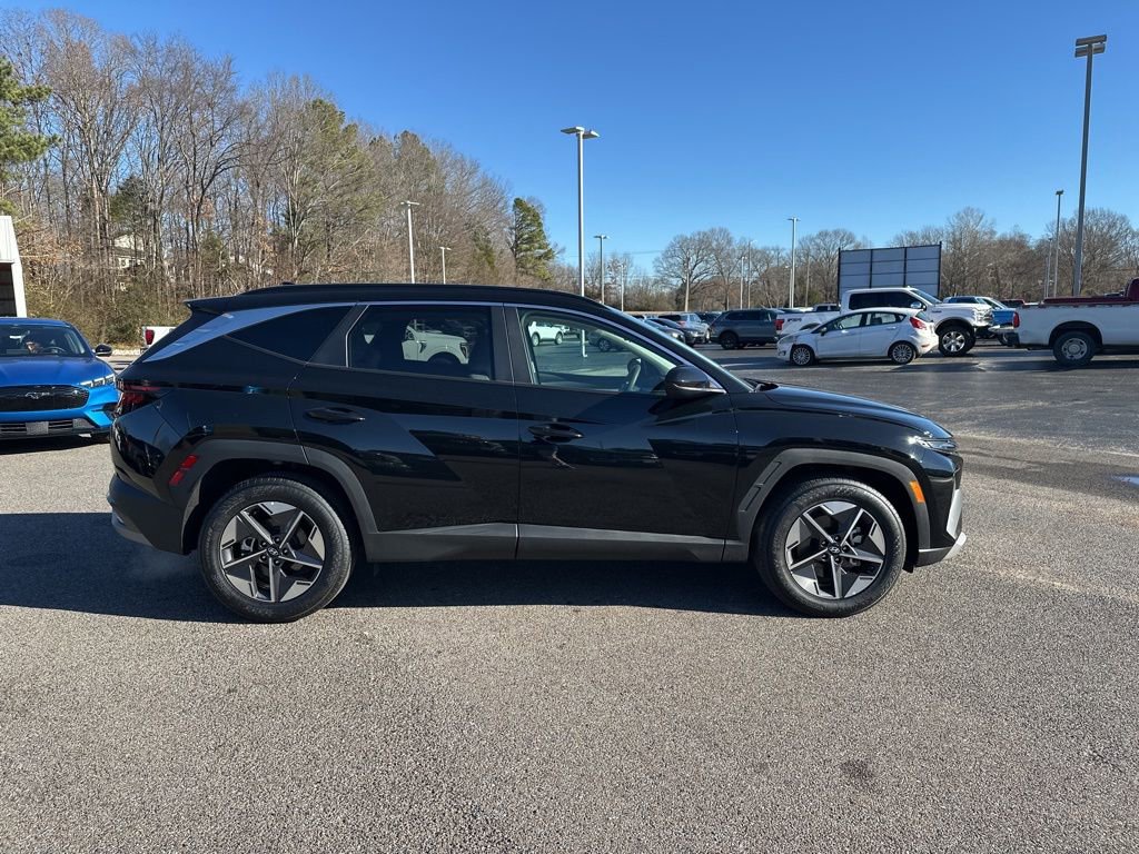 Used 2025 Hyundai Tucson SEL image 2