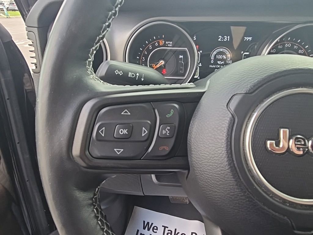 Used 2023 Jeep Gladiator Sport AWD/4WD image 12