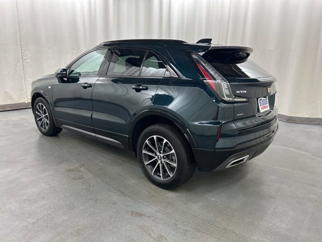 Used 2024 Cadillac XT4 Sport image 4
