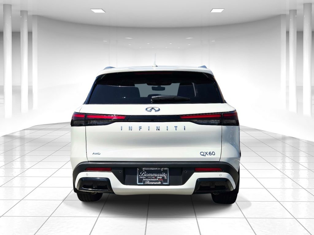 Used 2025 INFINITI QX60 Luxe w/ Vision Package AWD/4WD image 4