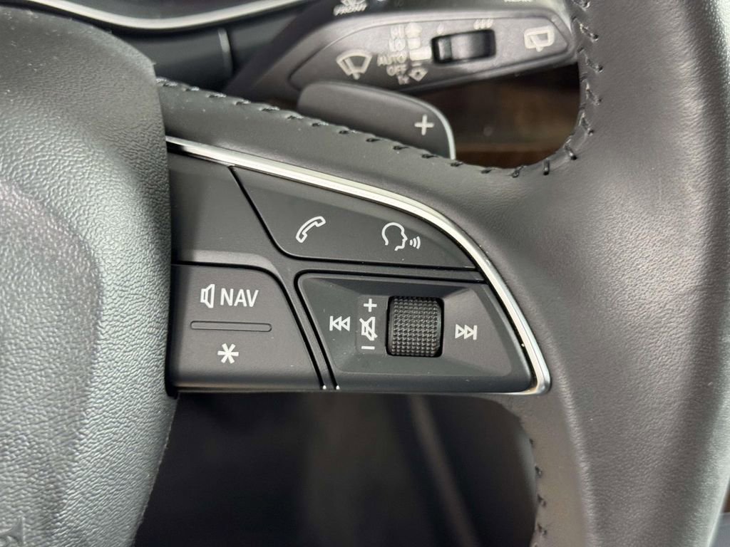Used 2019 Audi Q5 2.0T Premium AWD/4WD image 23