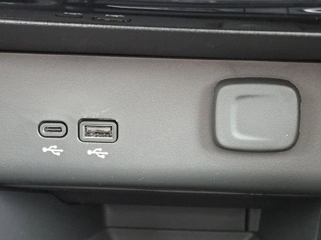 New 2026 Buick Encore GX Sport Touring image 8