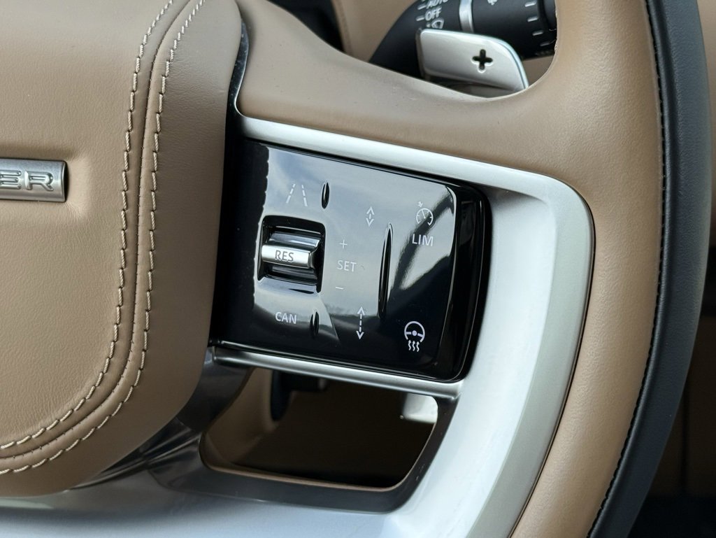 Certified 2024 Land Rover Range Rover SE image 20