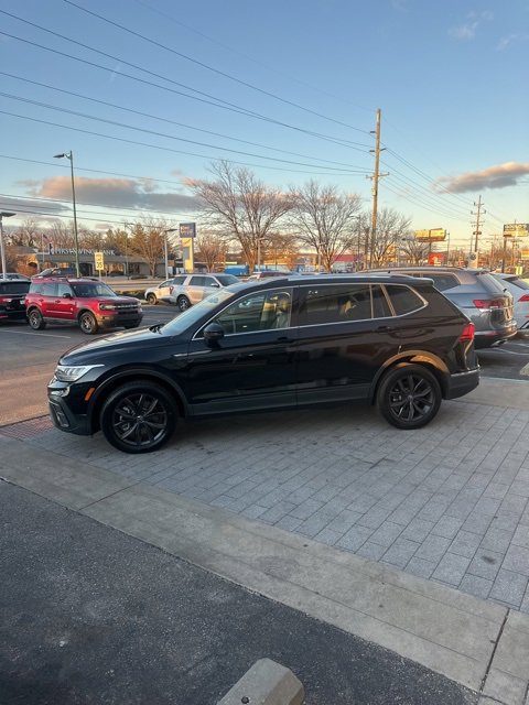 Used 2022 Volkswagen Tiguan SE image 13