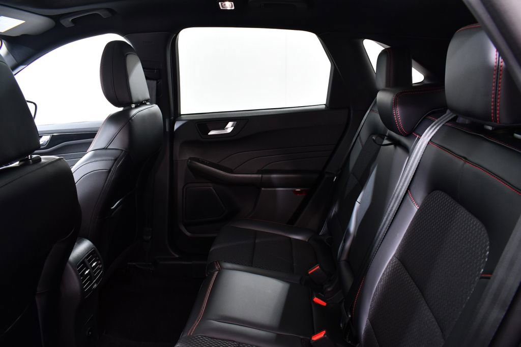 New 2025 Ford Escape ST-Line w/ Cold Weather Package AWD/4WD image 21