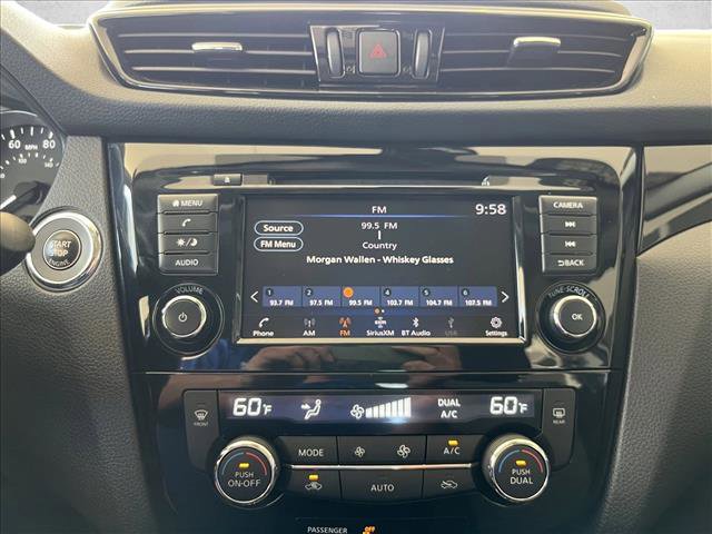 Used 2021 Nissan Rogue Sport SV AWD/4WD image 12