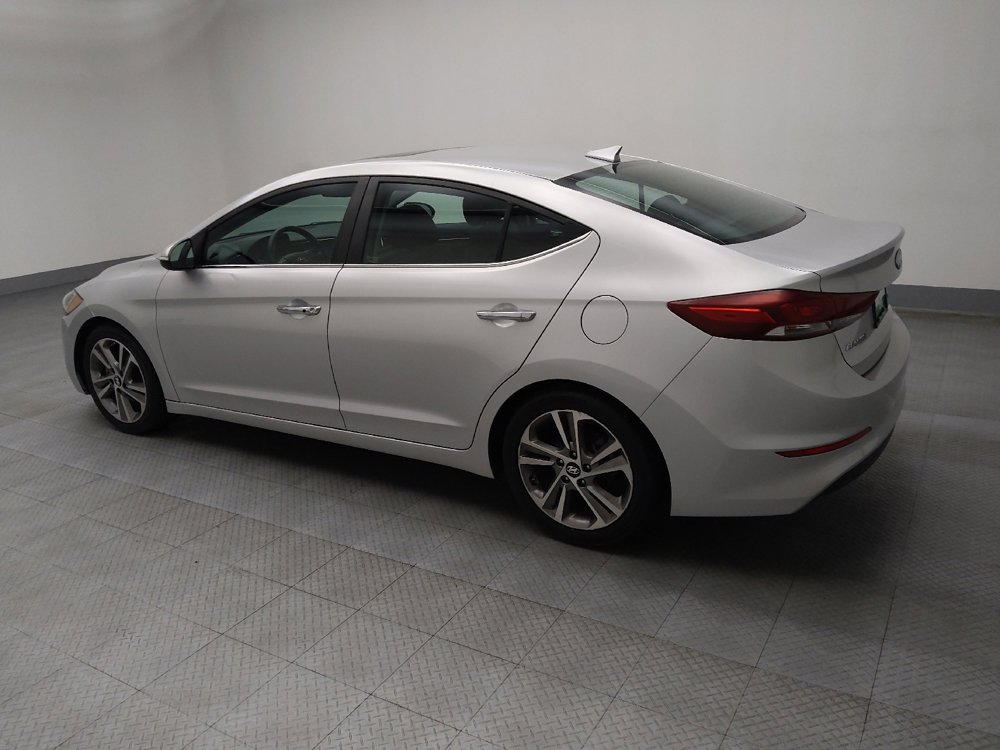 Used 2017 Hyundai Elantra Limited w/ Limited Tech Package 04 image 3
