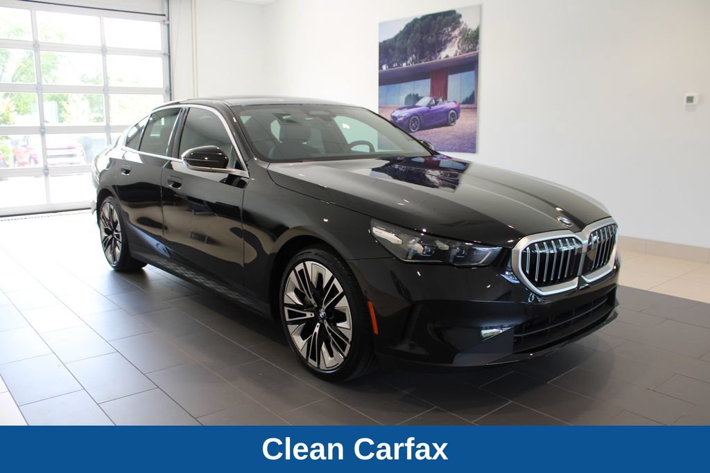 Used 2026 BMW 540i xDrive AWD/4WD image 2