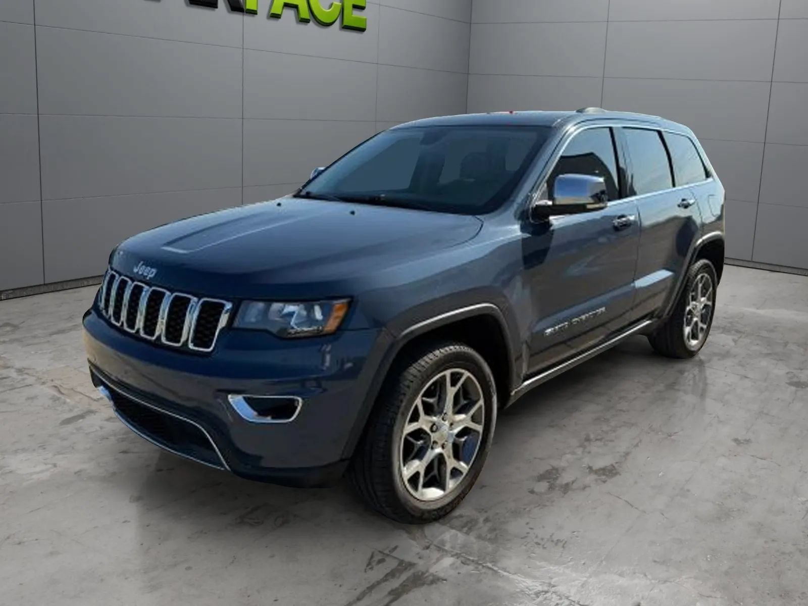 Used 2021 Jeep Grand Cherokee Limited w/ Sun & Sound Group AWD/4WD image 35