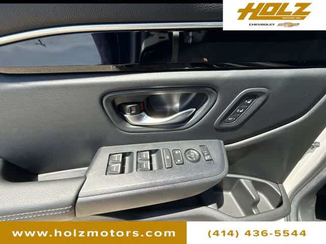 Used 2025 Honda Pilot Touring image 24
