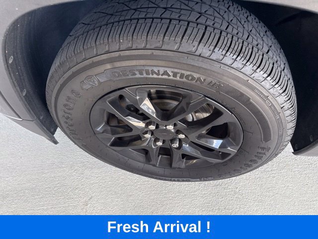 Used 2021 Chevrolet Traverse LT FWD image 22