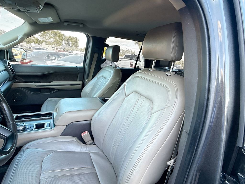 Used 2020 Ford Expedition Max Limited image 21