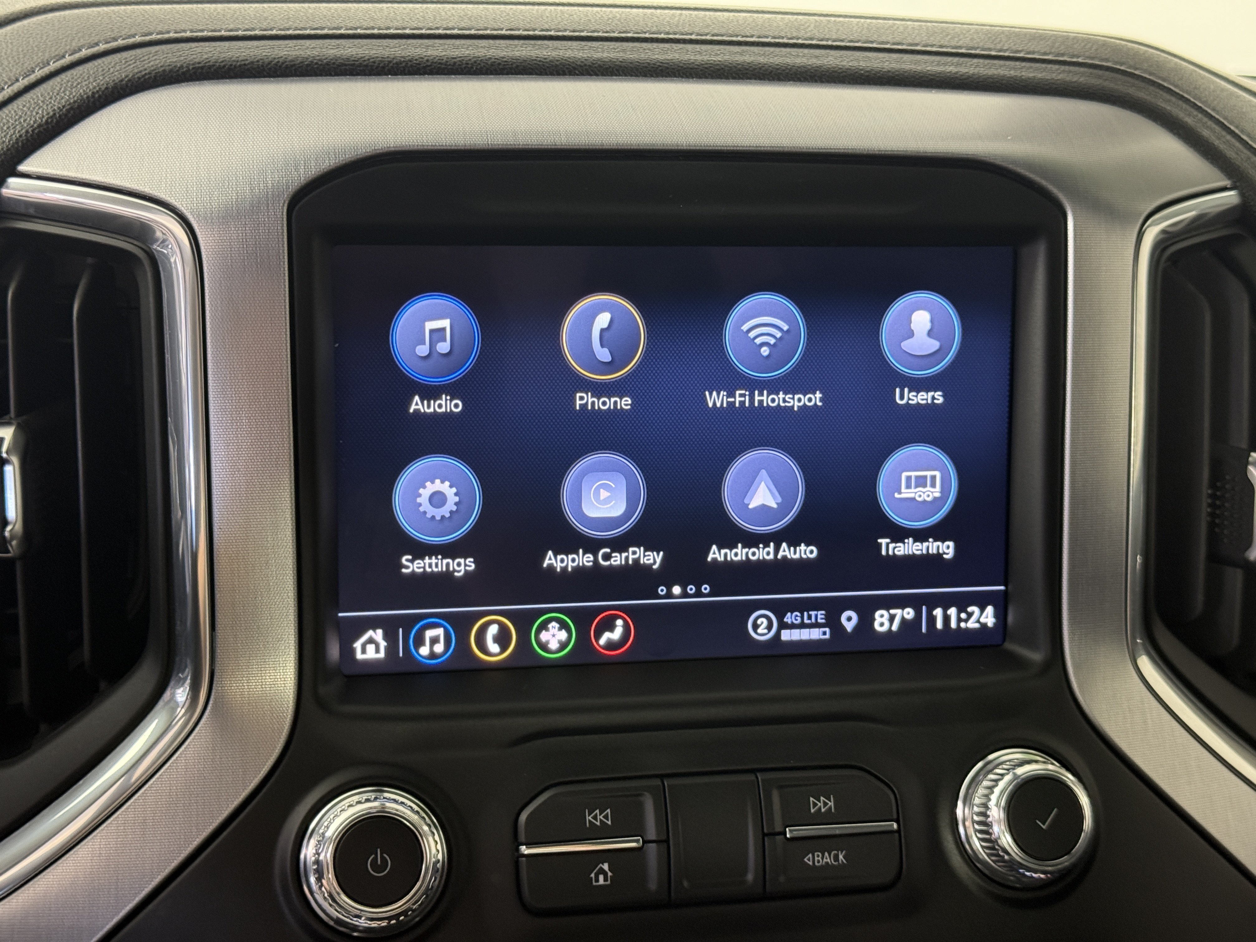 Used 2021 GMC Sierra 1500 SLT w/ SLT Premium Package RWD image 18